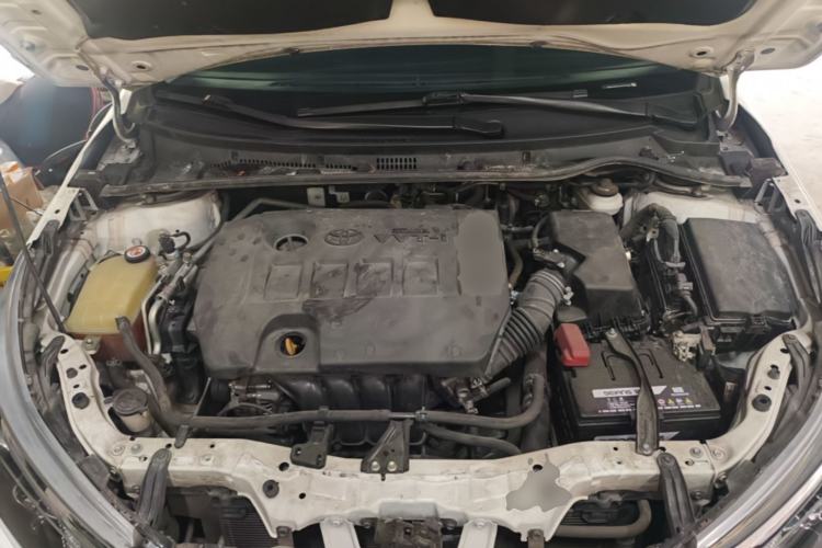 Used Toyota Corolla 2017 Revised Version 1.6L S-CVT GL Engine Bay