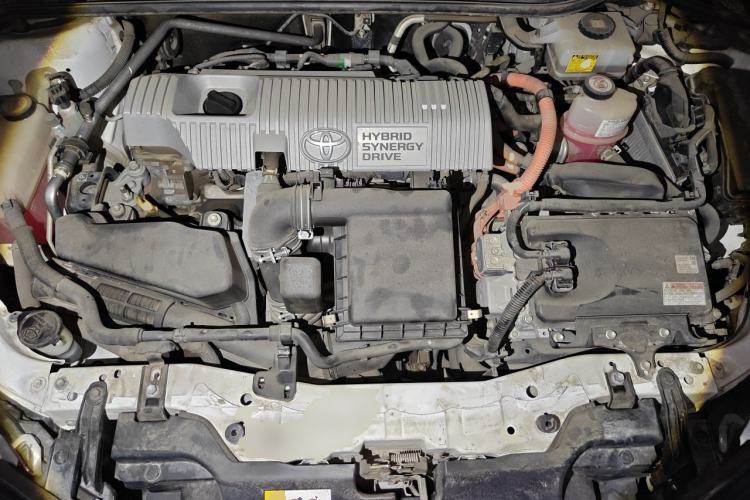 Used Toyota Corolla 2017 Revised Dual-Engine 1.8L E-CVT Elite Edition Engine Bay