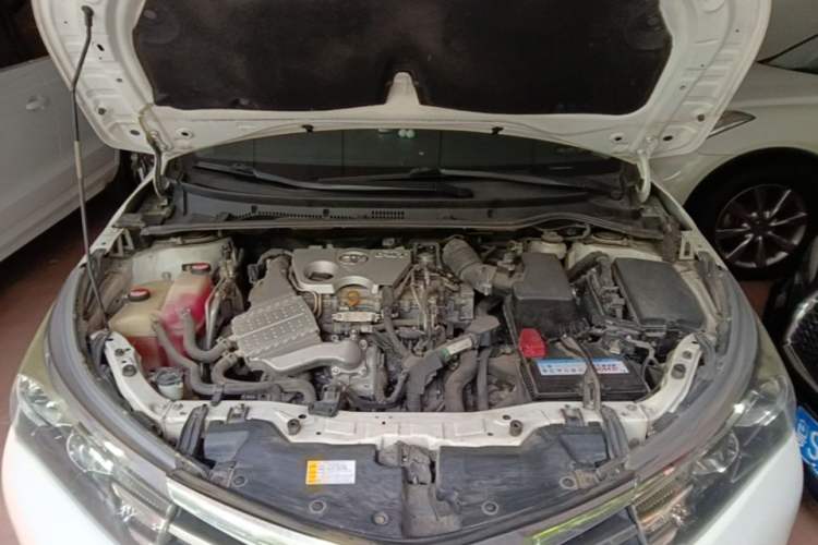Used Toyota Corolla 2017 1.2T CVT GL Engine Bay