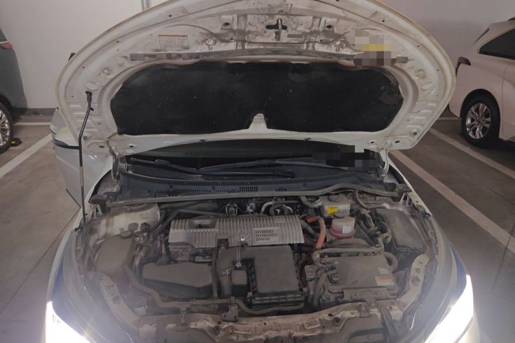 Used Toyota Corolla 2017 Revised Dual-Engine 1.8L E-CVT Elite Edition Engine Bay
