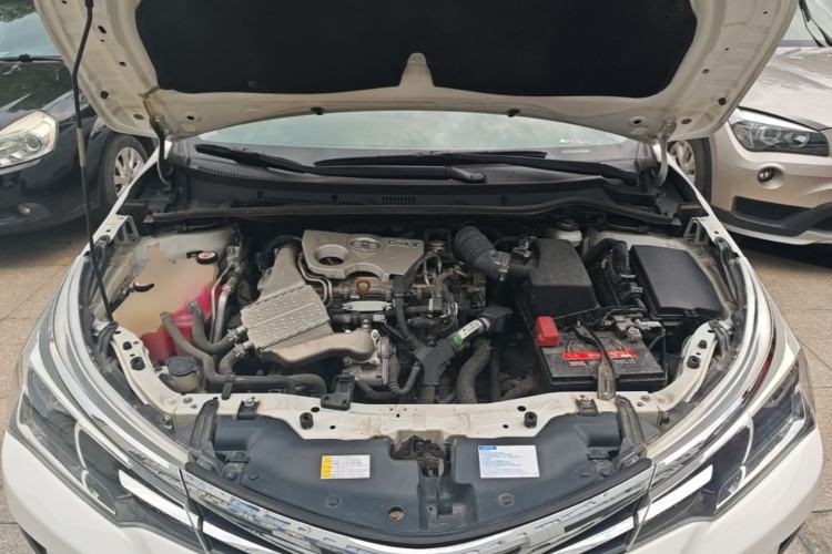 Used Toyota Corolla 2017 Revised Version 1.2T S-CVT GL-i Engine Bay