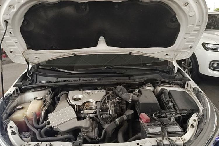 Used Toyota Corolla 2017 Revised Version 1.2T S-CVT GL Engine Bay