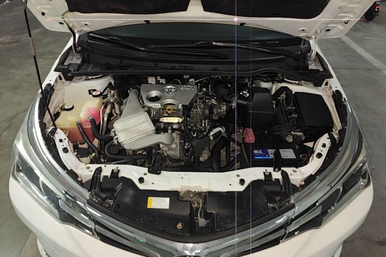 Used Toyota Corolla 2017 Revised Version 1.2T S-CVT GL Engine Bay