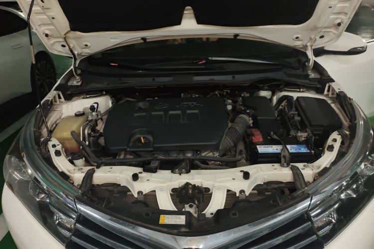 Used Toyota Corolla 2017 Revised Version 1.6L S-CVT GL Engine Bay