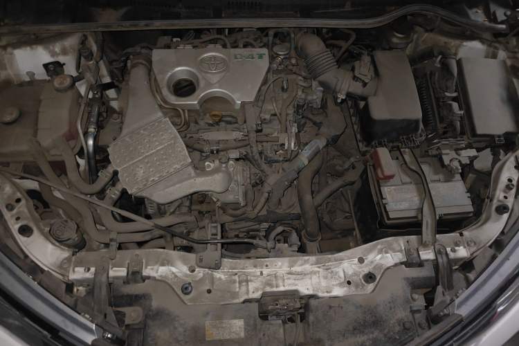 Used Toyota Corolla 2017 Revised Version 1.2T S-CVT GL Engine Bay