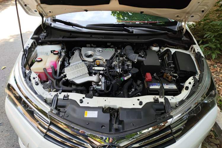Used Toyota Corolla 2017 1.2T Manual GL Engine Bay