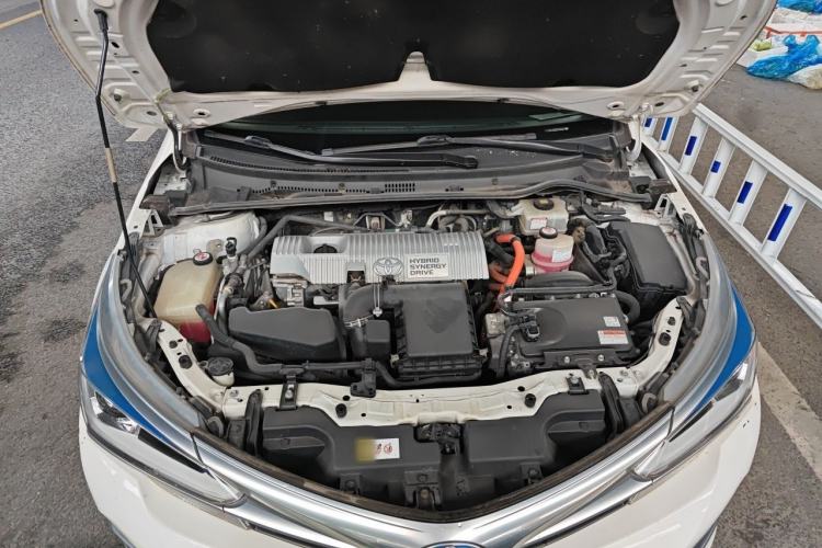 Used Toyota Corolla 2017 Revised Dual-Engine 1.8L E-CVT Elite Edition Engine Bay