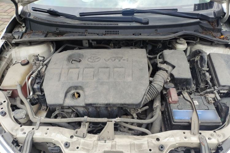 Used Toyota Corolla 2017 Revised Version 1.6L S-CVT GL Engine Bay
