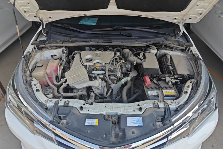Used Toyota Corolla 2017 Revised Version 1.2T S-CVT GL Engine Bay
