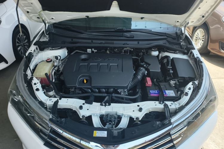 Used Toyota Corolla 2017 1.6L CVT GL Engine Bay
