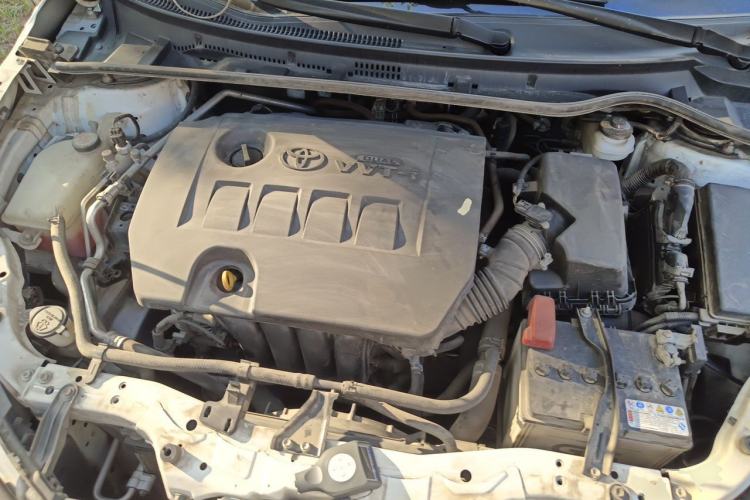 Used Toyota Corolla 2017 Revised Version 1.6L S-CVT GL Engine Bay