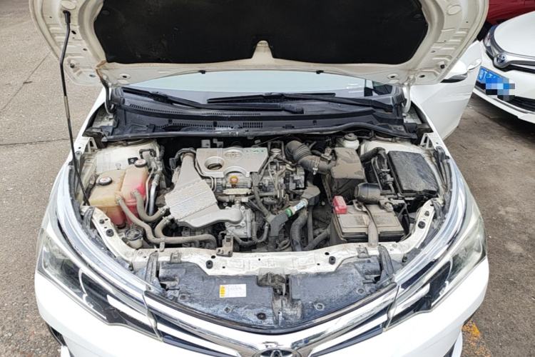 Used Toyota Corolla 2017 Revised Version 1.2T S-CVT GL Engine Bay