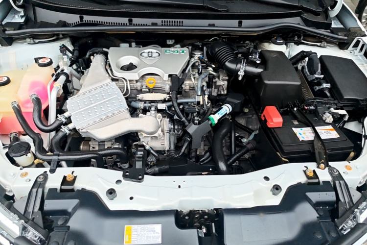 Used Toyota Corolla 2017 Revised Version 1.2T S-CVT GL-i Engine Bay