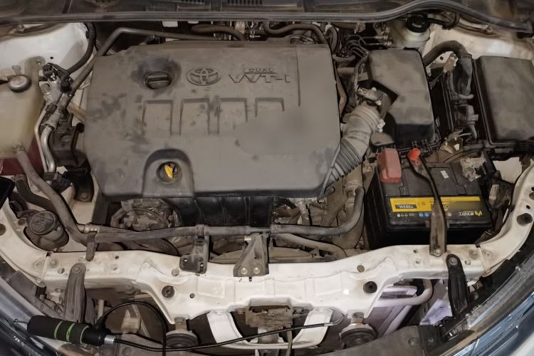 Used Toyota Corolla 2017 Revised Version 1.6L S-CVT GL Engine Bay