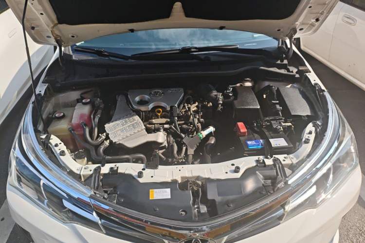 Used Toyota Corolla 2017 Revised Version 1.2T S-CVT GL-i Engine Bay