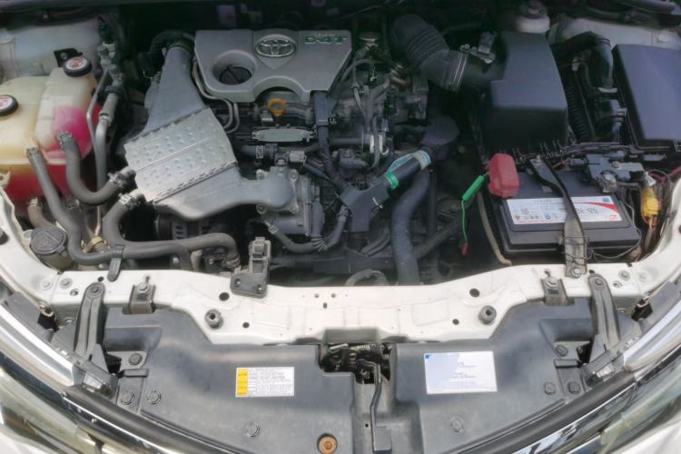 Used Toyota Corolla 2017 Revised Version 1.2T S-CVT GL Engine Bay