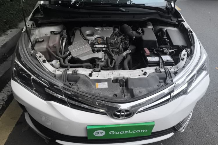 Used Toyota Corolla 2017 Revised Version 1.2T S-CVT GL Engine Bay