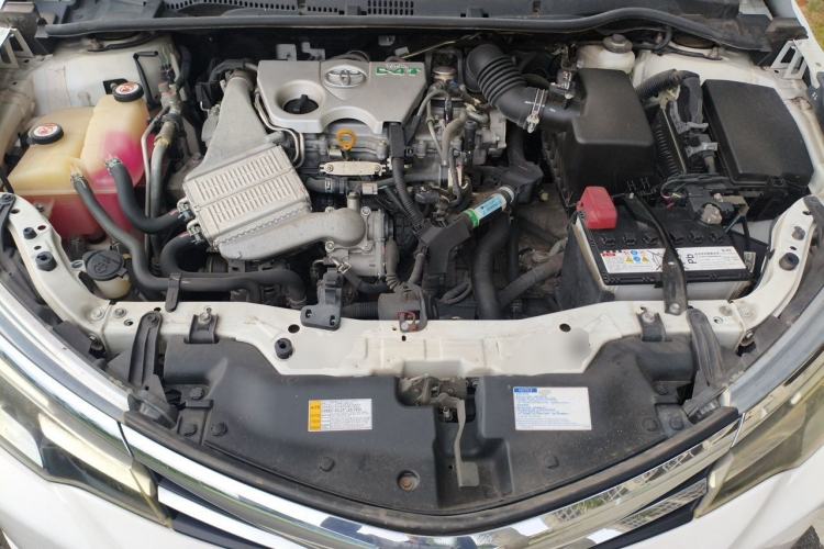 Used Toyota Corolla 2017 Revised Version 1.2T S-CVT GL Engine Bay