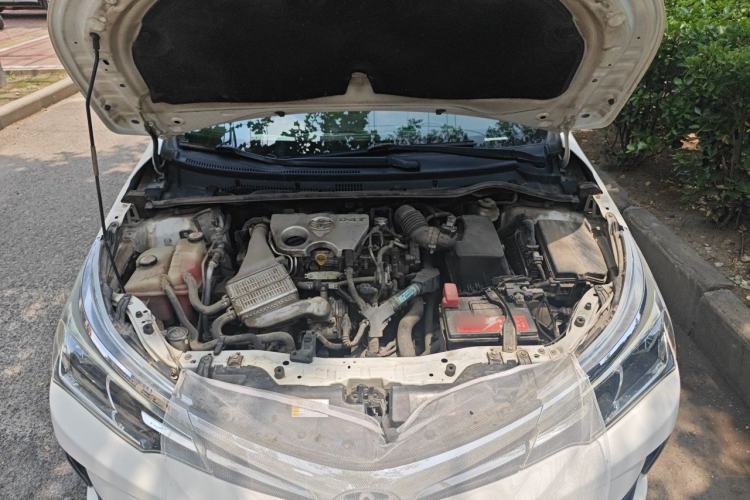 Used Toyota Corolla 2017 Revised Version 1.2T S-CVT GL Engine Bay