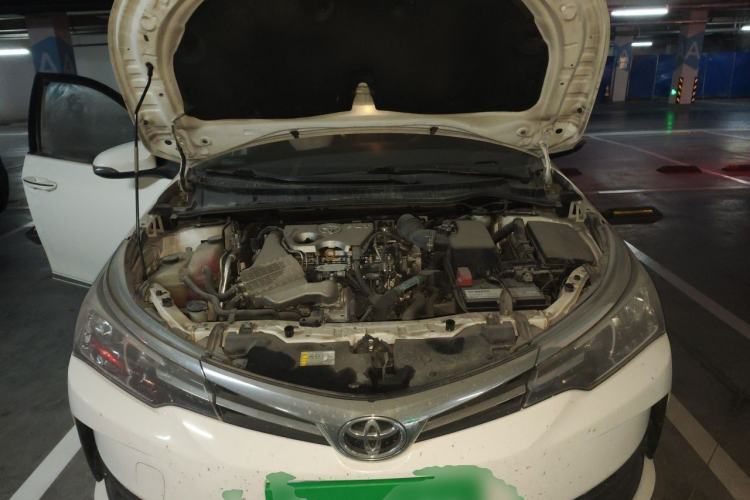 Used Toyota Corolla 2017 Revised Version 1.2T S-CVT GL-i Engine Bay