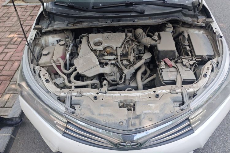 Used Toyota Corolla 2017 1.2T Manual GL Engine Bay