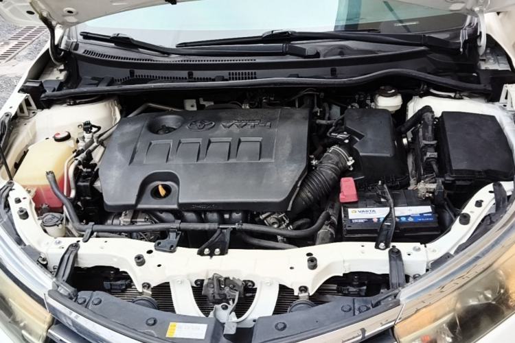 Used Toyota Corolla 2017 1.6L CVT GL Engine Bay