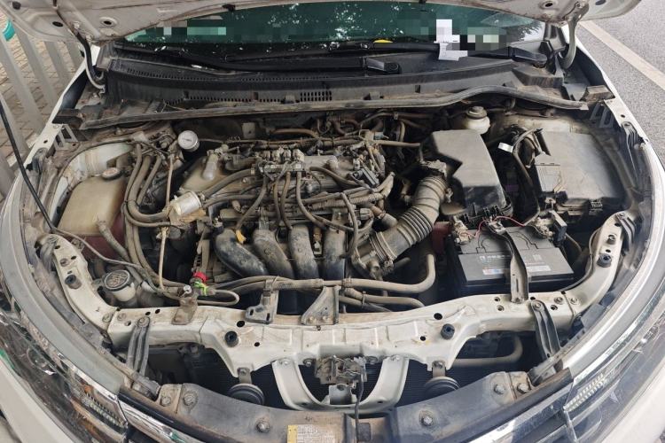 Used Toyota Corolla 2017 Revised Version 1.6L S-CVT GL Engine Bay