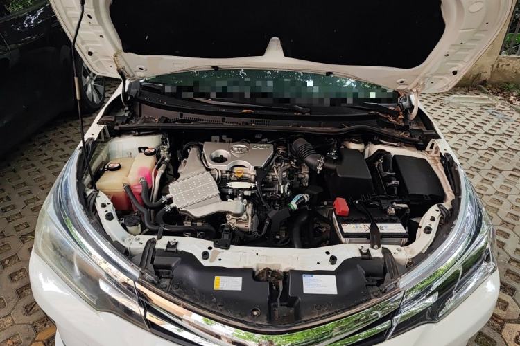 Used Toyota Corolla 2017 Revised Version 1.2T S-CVT GL-i Engine Bay