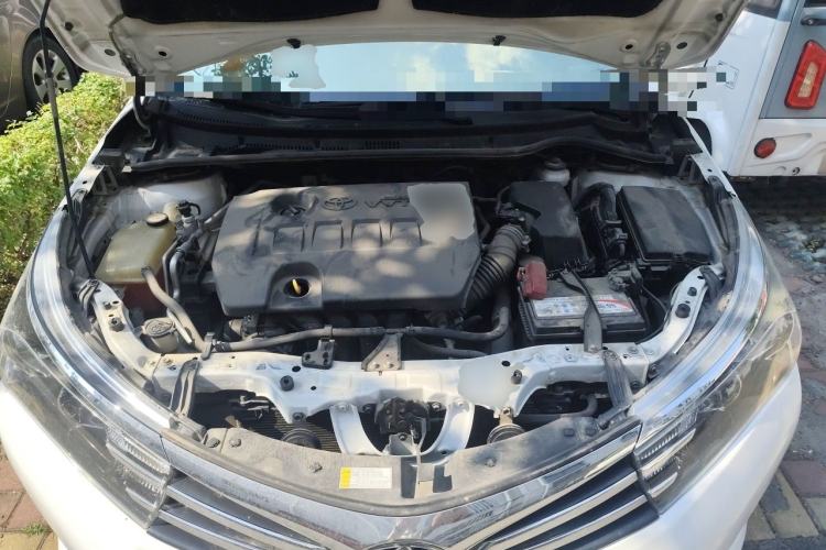 Used Toyota Corolla 2017 Revised Version 1.6L S-CVT GL Engine Bay
