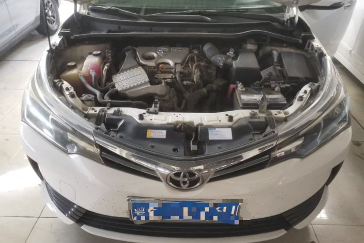 Used Toyota Corolla 2017 Revised Version 1.2T S-CVT GL Engine Bay