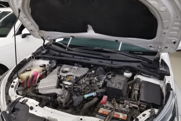 Used Toyota Corolla 2017 Revised Version 1.2T S-CVT GL-i Engine Bay
