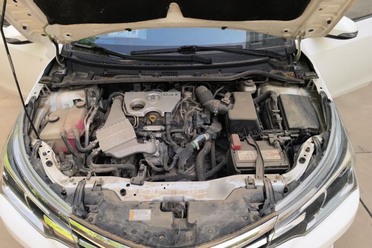 Used Toyota Corolla 2017 Revised Version 1.2T S-CVT GL Engine Bay