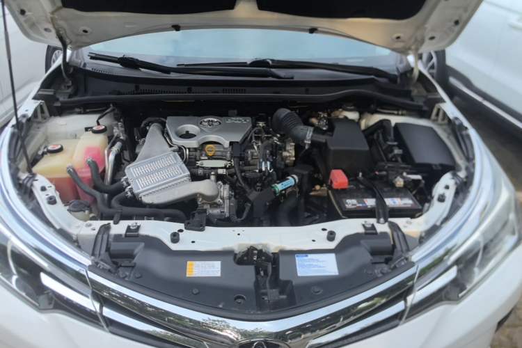 Used Toyota Corolla 2017 Revised Version 1.2T S-CVT GL-i Engine Bay