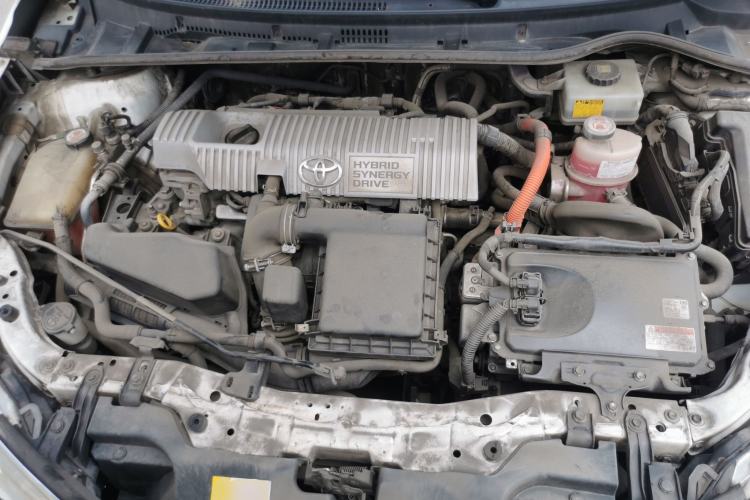Used Toyota Corolla 2017 Revised Dual-Engine 1.8L E-CVT Leading Edition Engine Bay