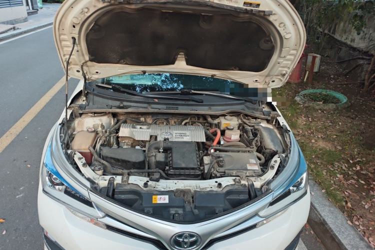 Used Toyota Corolla 2017 Revised Dual-Engine 1.8L E-CVT Elite Edition Engine Bay