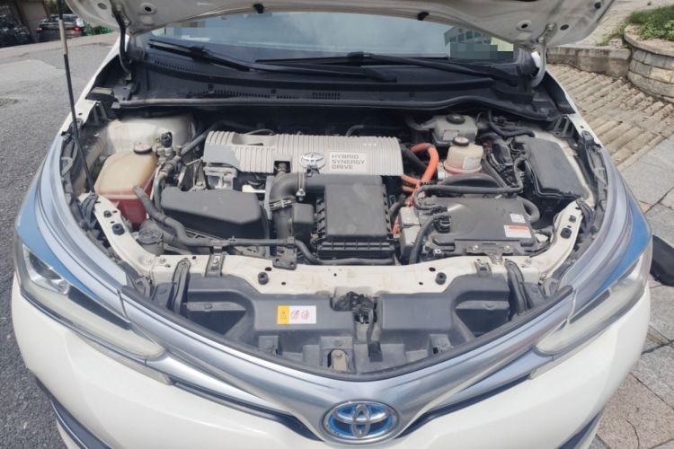 Used Toyota Corolla 2017 Revised Dual-Engine 1.8L E-CVT Leading Edition Engine Bay