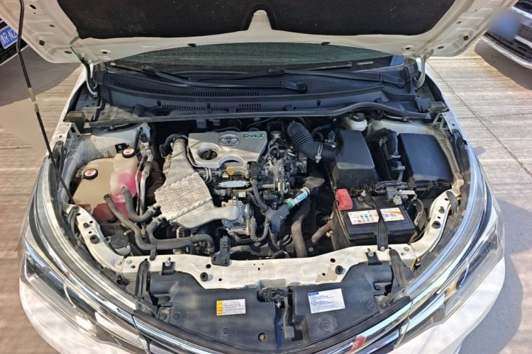 Used Toyota Corolla 2017 Revised Version 1.2T S-CVT GL Engine Bay