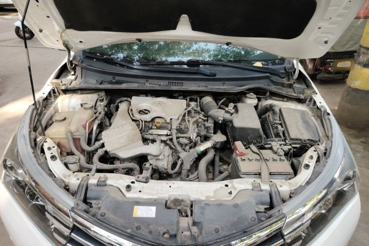 Used Toyota Corolla 2017 1.2T CVT GL-i Engine Bay