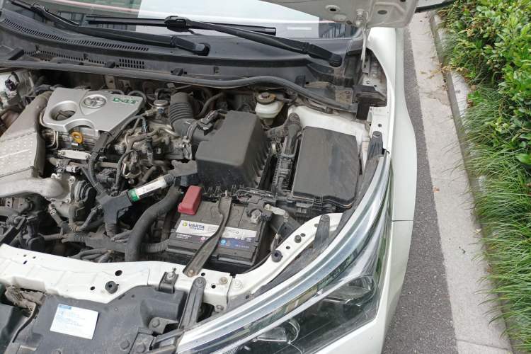 Used Toyota Corolla 2017 1.2T CVT GL Engine Bay Left