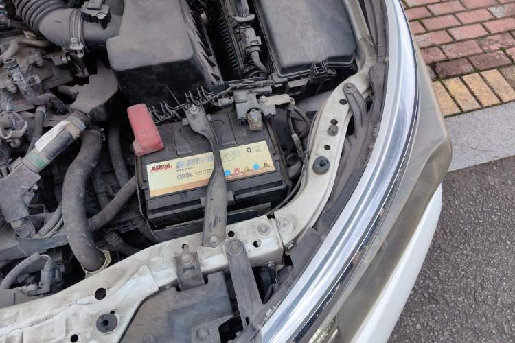 Used Toyota Corolla 2017 1.2T CVT GL-i Leather Edition Engine Bay Left