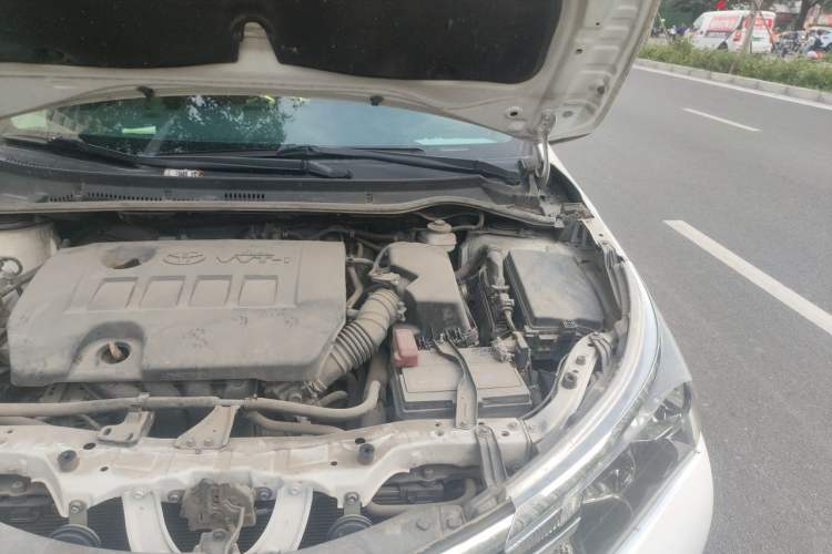 Used Toyota Corolla 2017 1.6L CVT GL Engine Bay Left