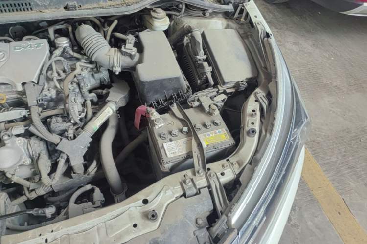 Used Toyota Corolla 2017 1.2T CVT GL-i Engine Bay Left