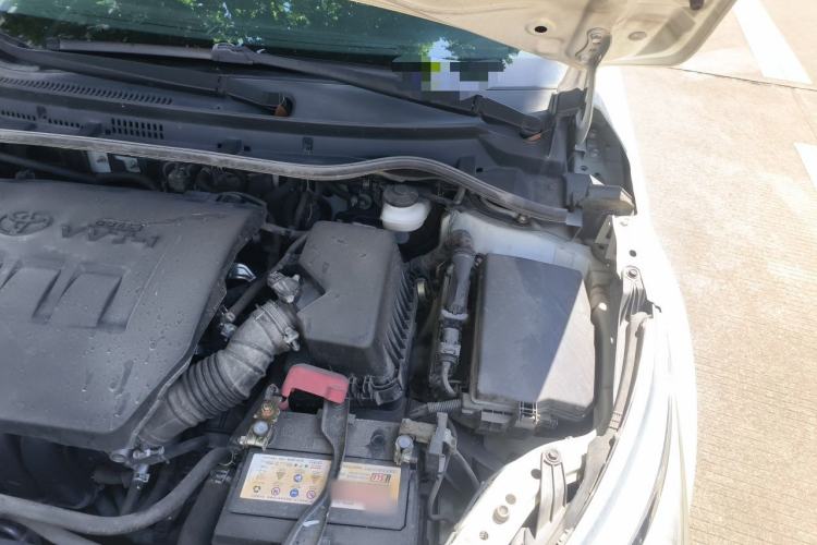 Used Toyota Corolla 2017 Revised Version 1.6L S-CVT GL Engine Bay Left