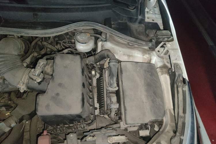 Used Toyota Corolla 2017 Revised Version 1.2T S-CVT GL Engine Bay Left