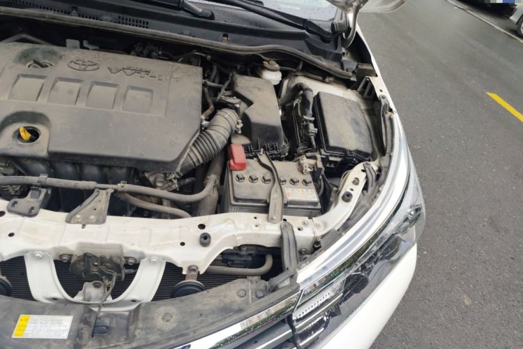 Used Toyota Corolla 2017 Revised Version 1.6L S-CVT GL Engine Bay Left