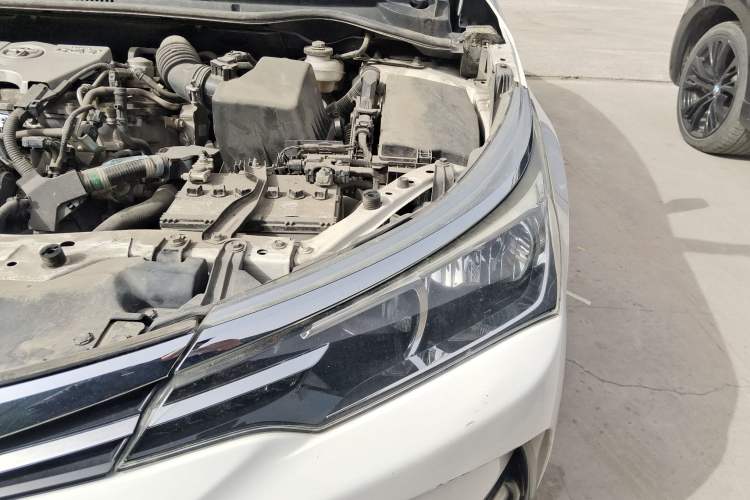 Used Toyota Corolla 2017 Revised Version 1.2T S-CVT GL Engine Bay Left