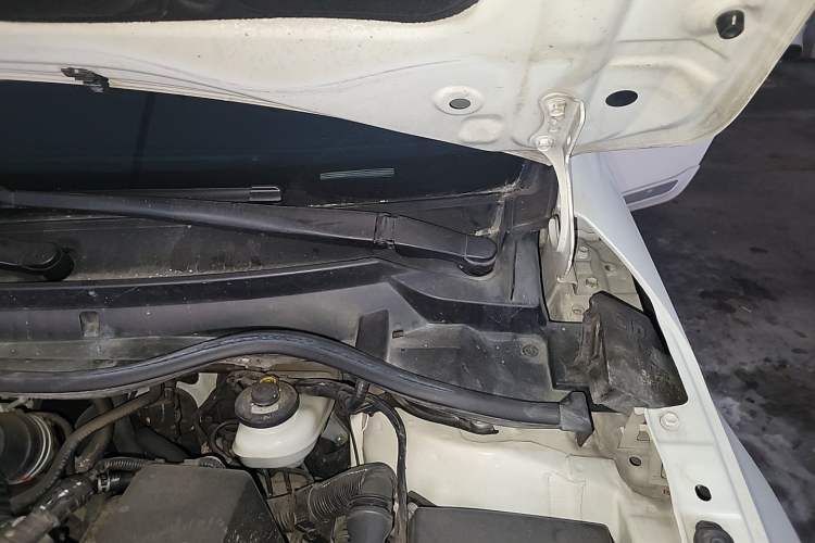 Used Toyota Corolla 2017 Revised Version 1.2T S-CVT GL-i Engine Bay Left