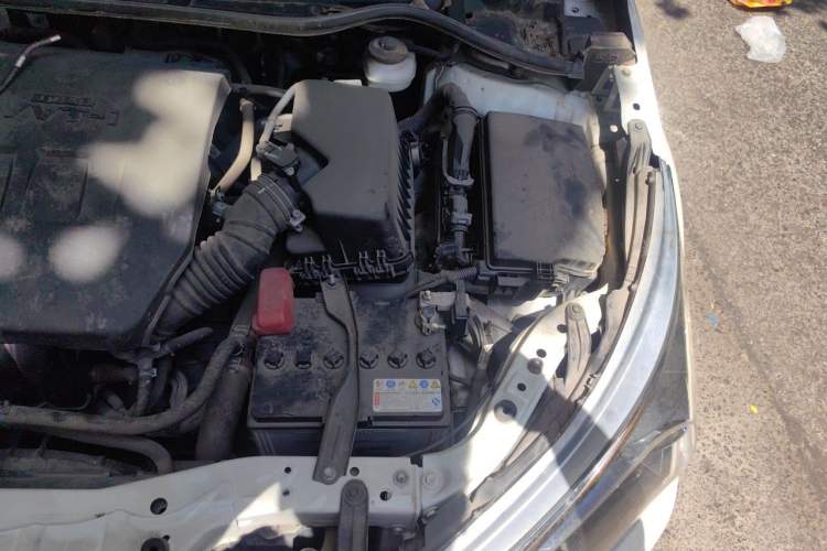 Used Toyota Corolla 2017 Revised Version 1.6L S-CVT GL Engine Bay Left