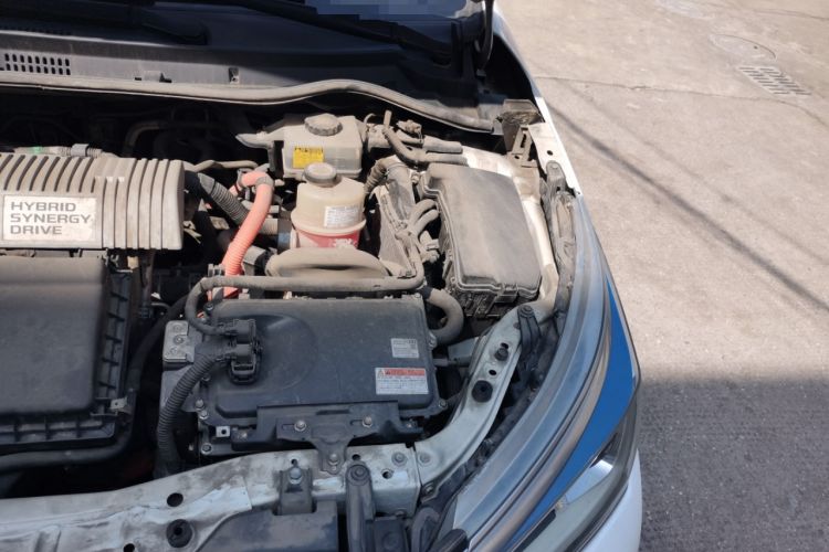 Used Toyota Corolla 2017 Revised Dual-Engine 1.8L E-CVT Leading Edition Engine Bay Left