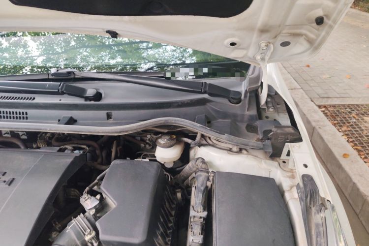 Used Toyota Corolla 2017 Revised Version 1.6L S-CVT GL Engine Bay Left